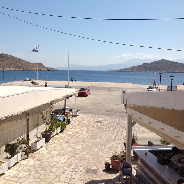 Amalia Harbor Apartment Chalki Town ภายนอก รูปภาพ